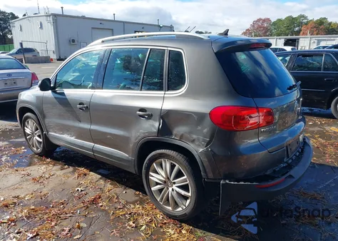 2014 Volkswagen Tiguan Se z USA, uszkodzony, nr VIN WVGBV3AX5EW547224